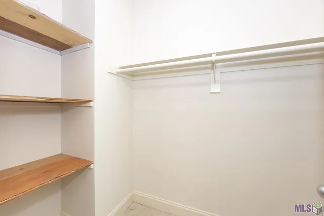 $214,500 | 1329 Bromley Park Drive, Baton Rouge, LA 70810