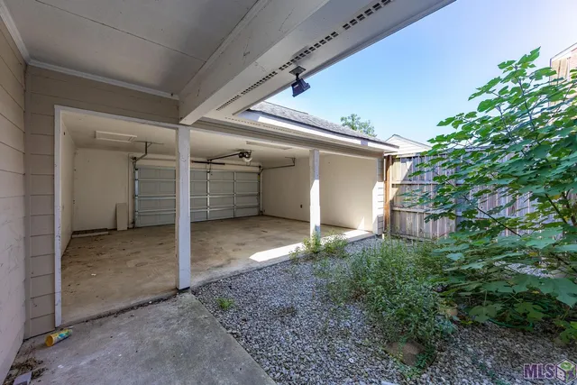 $214,500 | 1329 Bromley Park Drive, Baton Rouge, LA 70810