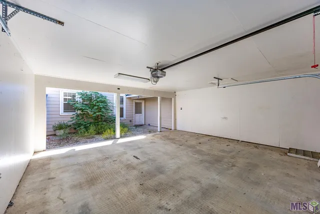 $214,500 | 1329 Bromley Park Drive, Baton Rouge, LA 70810