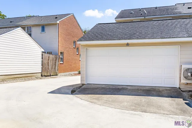 $214,500 | 1329 Bromley Park Drive, Baton Rouge, LA 70810