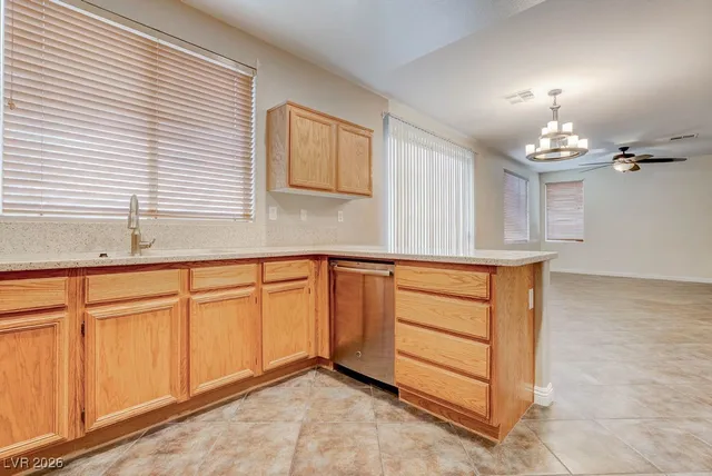 $2,000 | 1948 West Hammer Lane, North Las Vegas, NV 89031