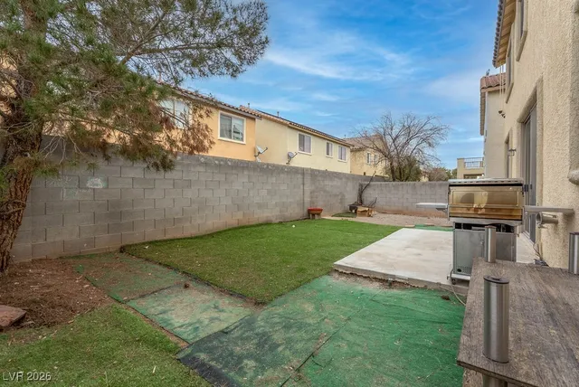 $2,000 | 1948 West Hammer Lane, North Las Vegas, NV 89031