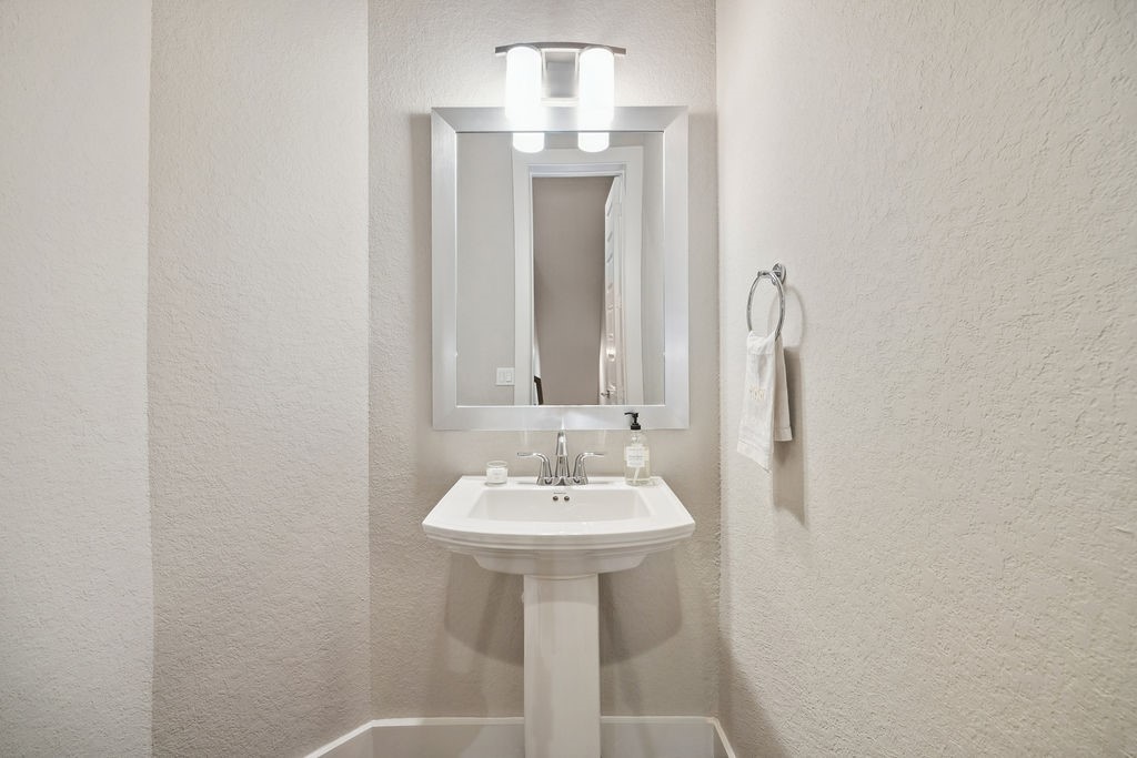 4211 Allen Street Houston, TX 77007 - Photo 16 of 27