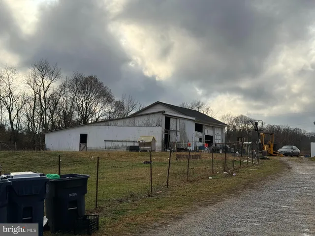 $1,200,000 | 2090 Blue Bell Road, Williamstown, NJ 08094