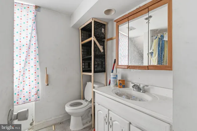 $1,200,000 | 2090 Blue Bell Road, Williamstown, NJ 08094