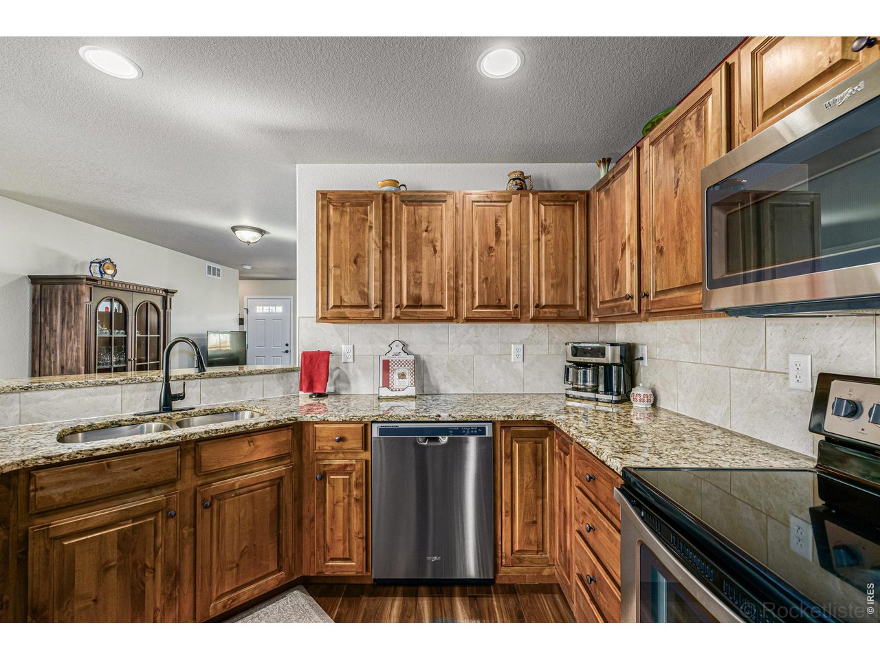 4206 Sunflower Road Evans, CO 80620 - Photo 13 of 38