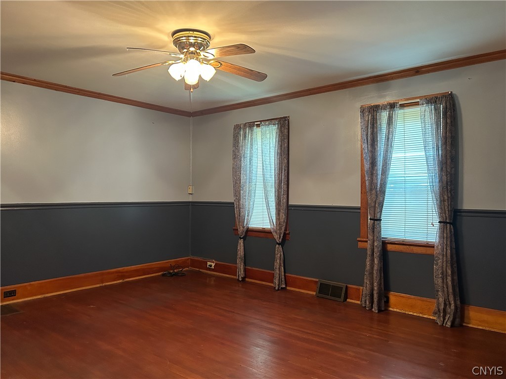 150 Cottage Street Auburn, NY 13021 - Photo 9 of 20 Gallery Image 9