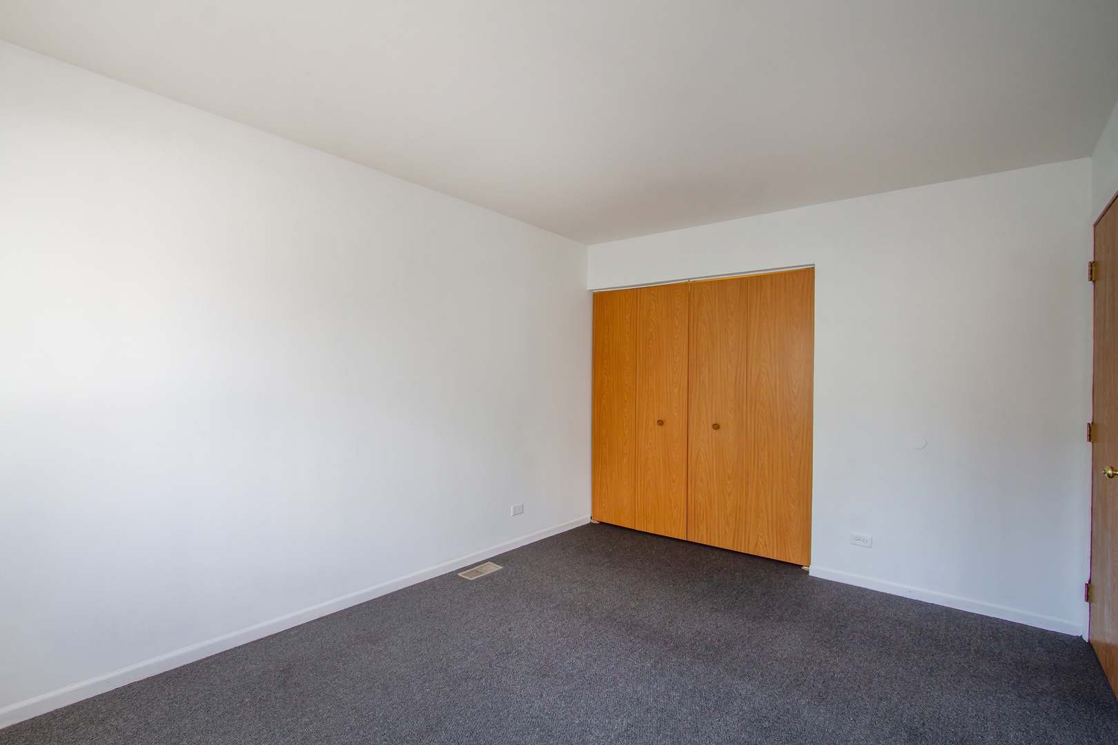 Undisclosed Address Bolingbrook, IL 60440 - Photo 13 of 20