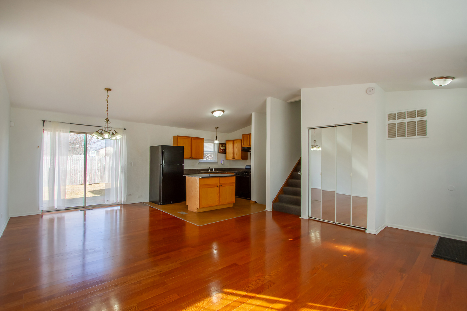 Undisclosed Address Bolingbrook, IL 60440 - Photo 3 of 20