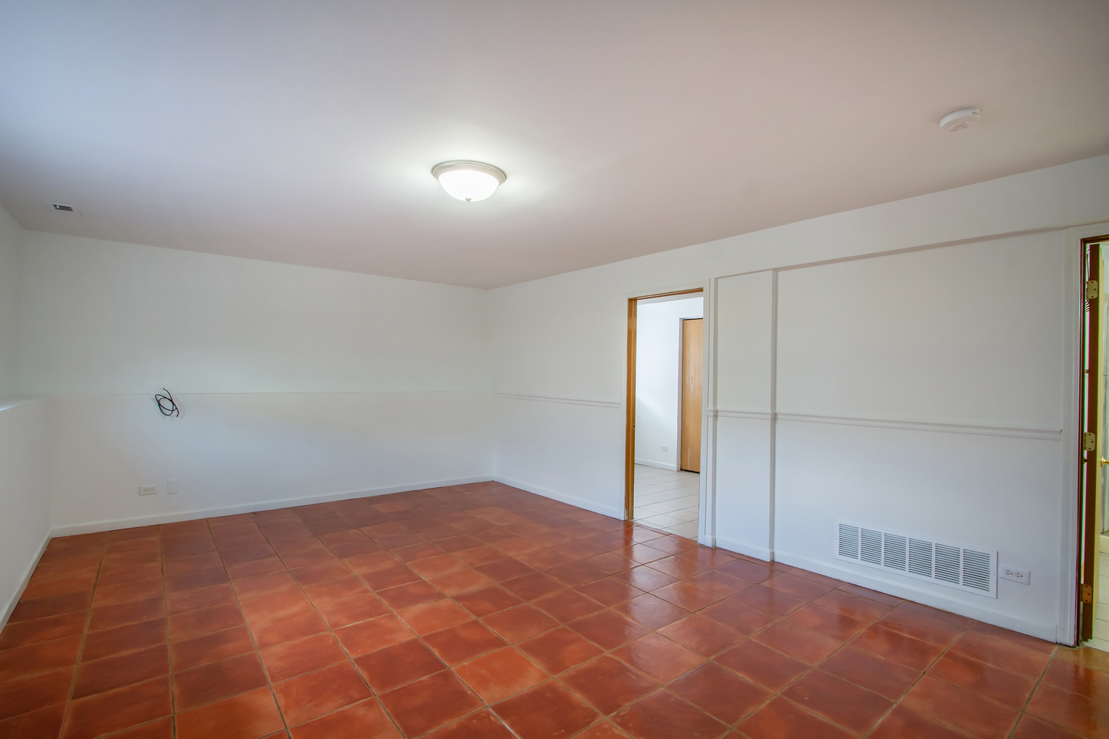 Undisclosed Address Bolingbrook, IL 60440 - Photo 8 of 20