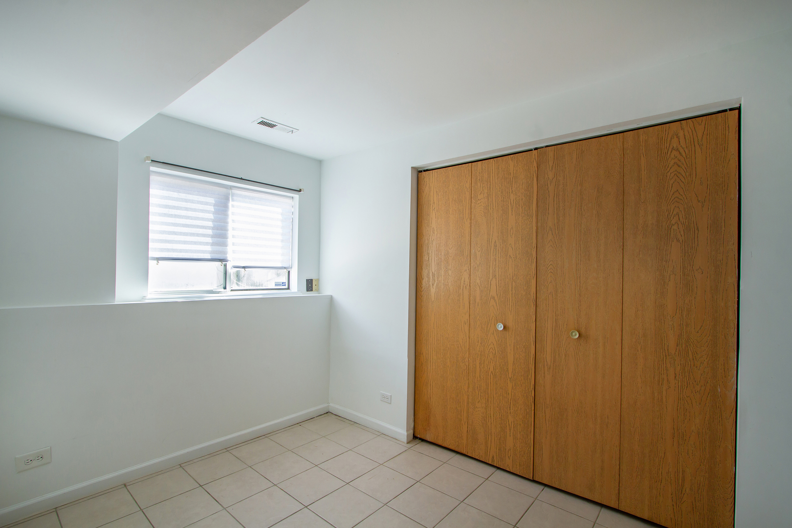 Undisclosed Address Bolingbrook, IL 60440 - Photo 9 of 20