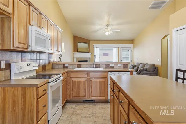 $349,500 | 1349 East Willowbrook Court, Meridian, ID 83646