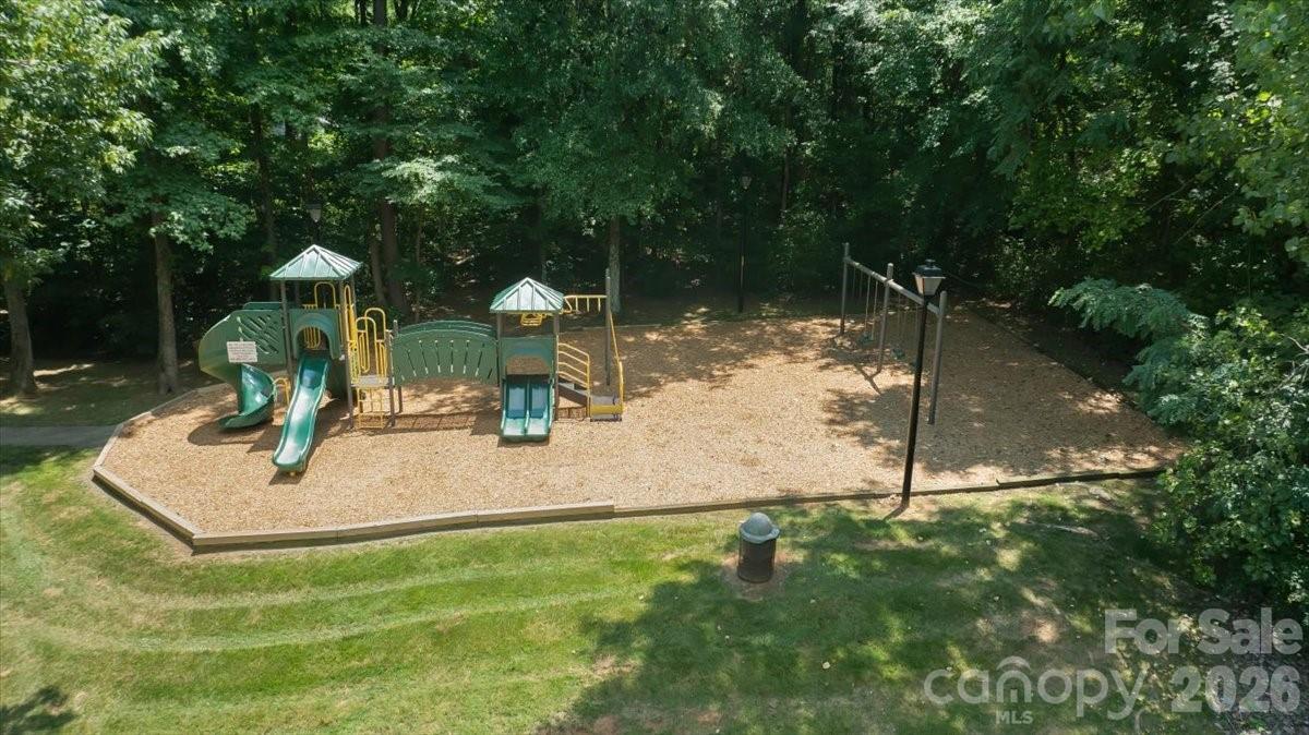 11932 Fox Glen Road Charlotte, NC 28269 - Photo 29 of 32