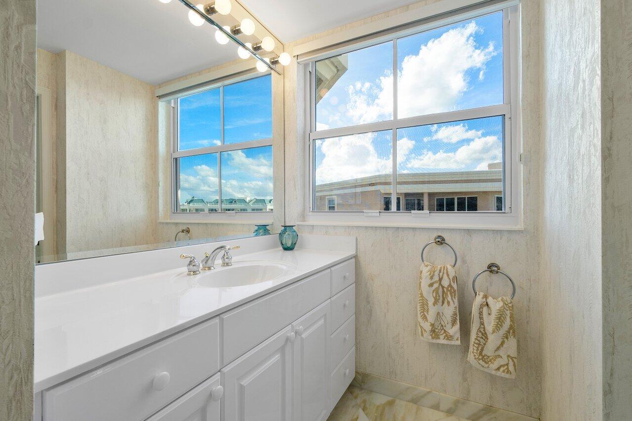 1660 Florida A1A, Unit 362 Jupiter, FL 33477 - Photo 36 of 50 026-1660FloridaA1A-Unit362-Jupiter-FL-33