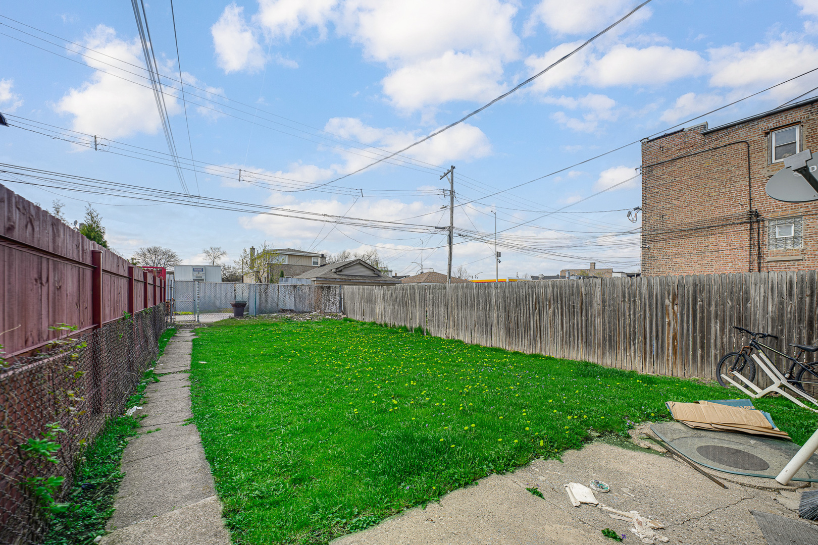 852 North Harding Avenue Chicago, IL 60651 - Photo 14 of 16