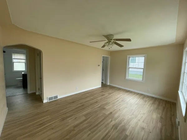 $165,000 | 136 Wiltshire Avenue, Battle Creek, MI 49015