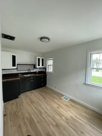 $165,000 | 136 Wiltshire Avenue, Battle Creek, MI 49015