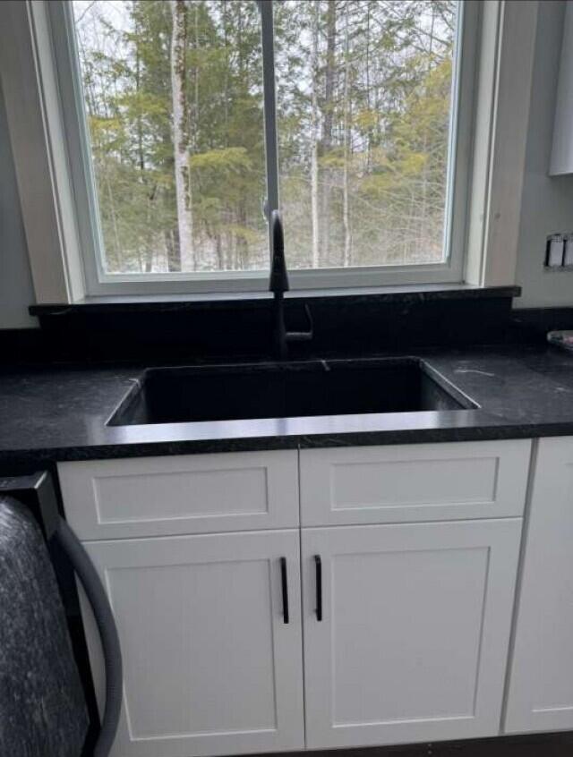 435 Hancock Pond Road Sebago, ME 04029 - Photo 5 of 20