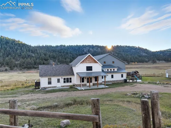 $1,289,999 | 1636 Lakemoor Drive, Florissant, CO 80816