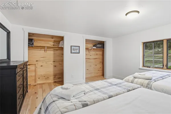 $1,289,999 | 1636 Lakemoor Drive, Florissant, CO 80816