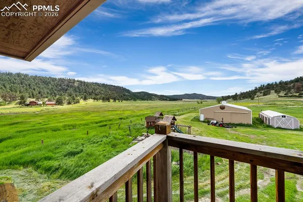 $1,289,999 | 1636 Lakemoor Drive, Florissant, CO 80816