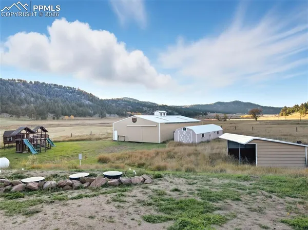 $1,289,999 | 1636 Lakemoor Drive, Florissant, CO 80816