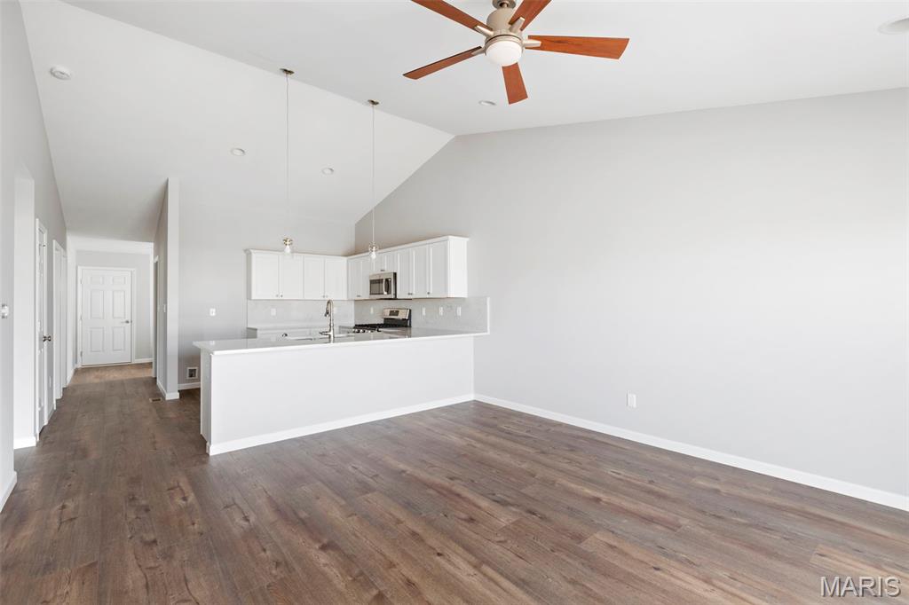 2 Carolina At Grove St. Louis, MO 63123 - Photo 7 of 19