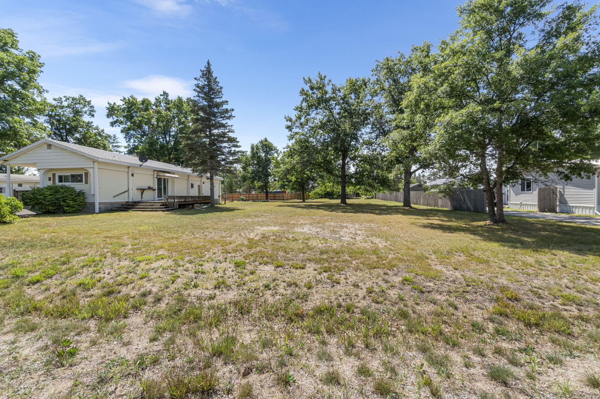 4055 West Pinecrest Road Grayling, MI 49738 - Photo 24 of 26 Exterior