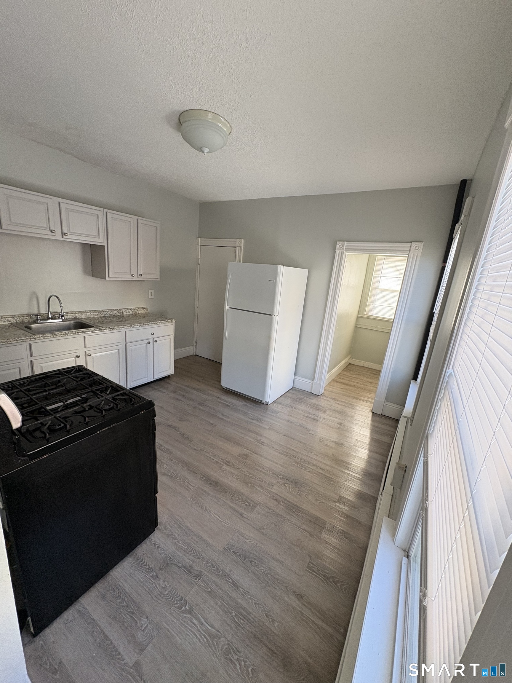 197 Edgewood Street, Unit 1 Hartford, CT 06112 - Photo 9 of 13