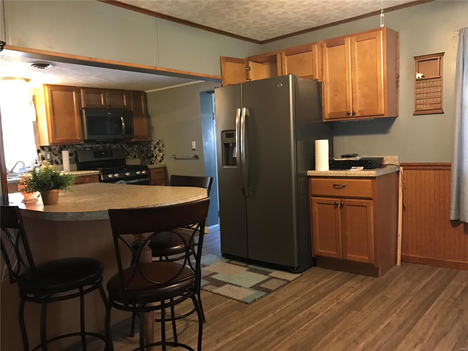 219 Bridge Street Fieldon, IL 62031 - Photo 11 of 31