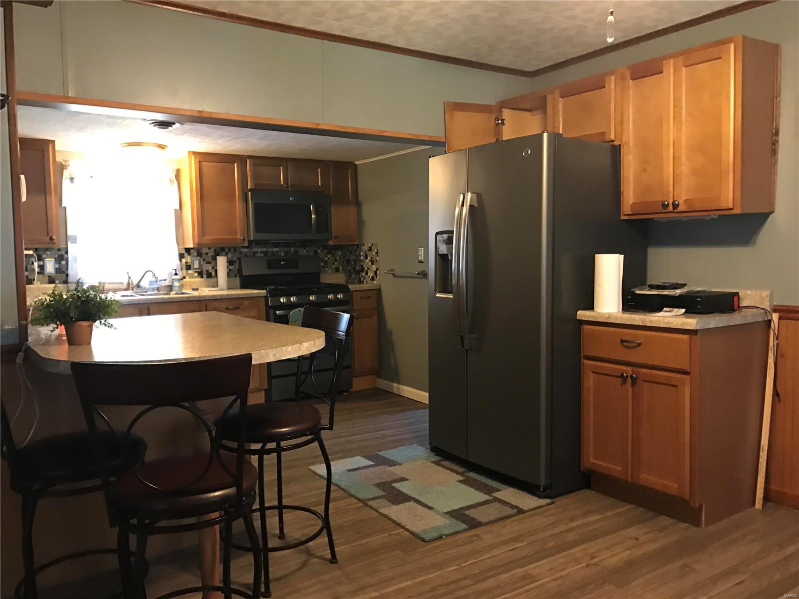 219 Bridge Street Fieldon, IL 62031 - Photo 12 of 31
