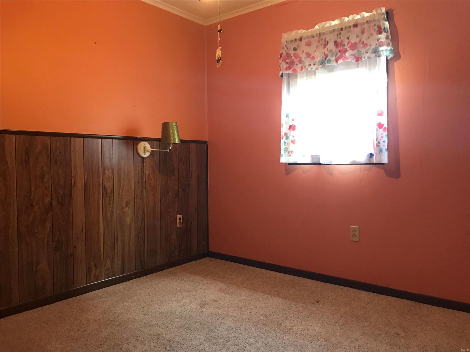 219 Bridge Street Fieldon, IL 62031 - Photo 13 of 31