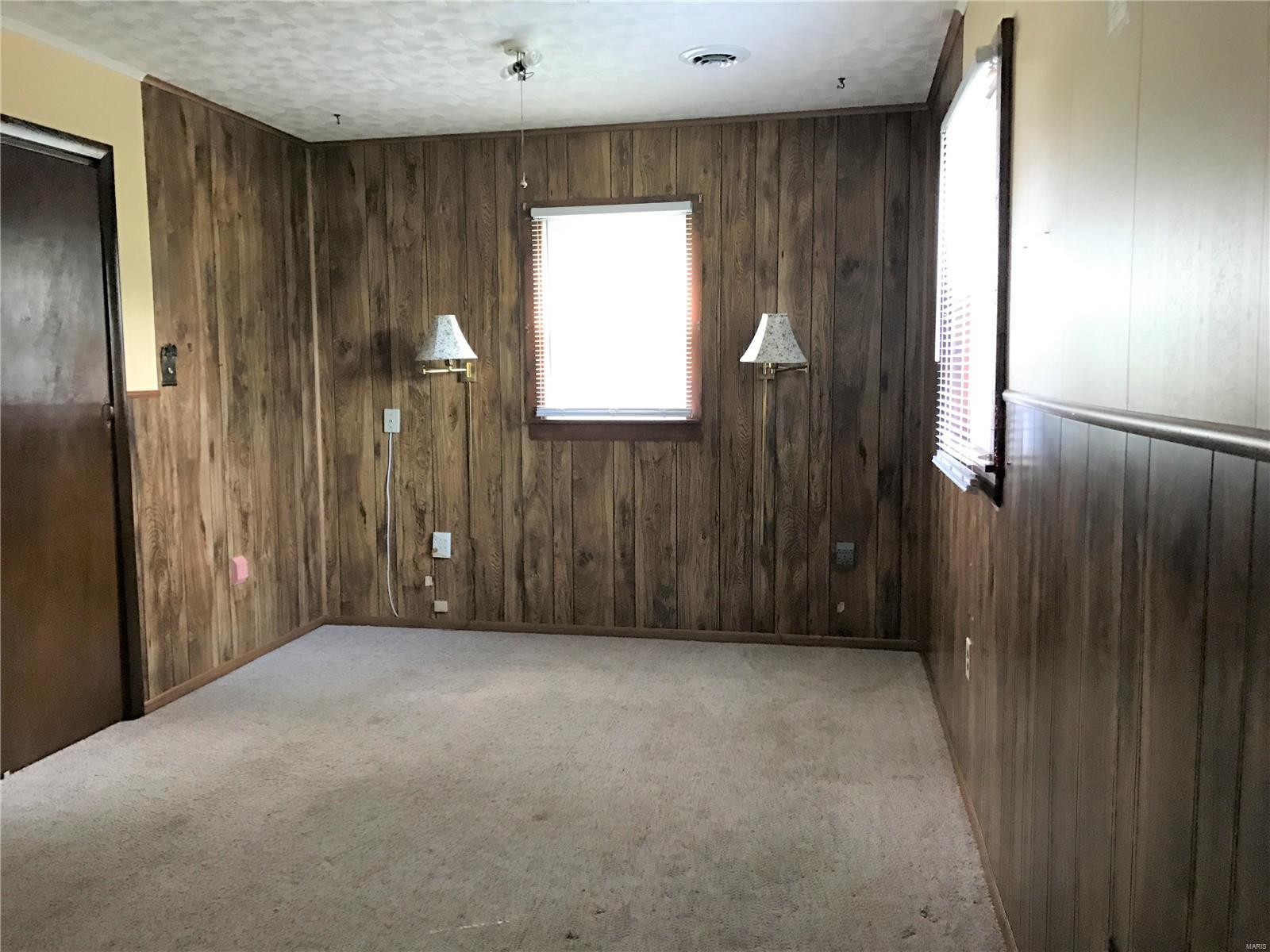 219 Bridge Street Fieldon, IL 62031 - Photo 15 of 31