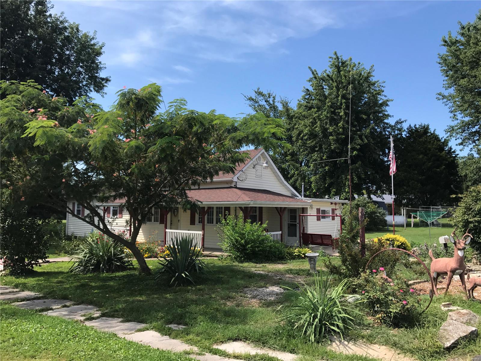 219 Bridge Street Fieldon, IL 62031 - Photo 23 of 31