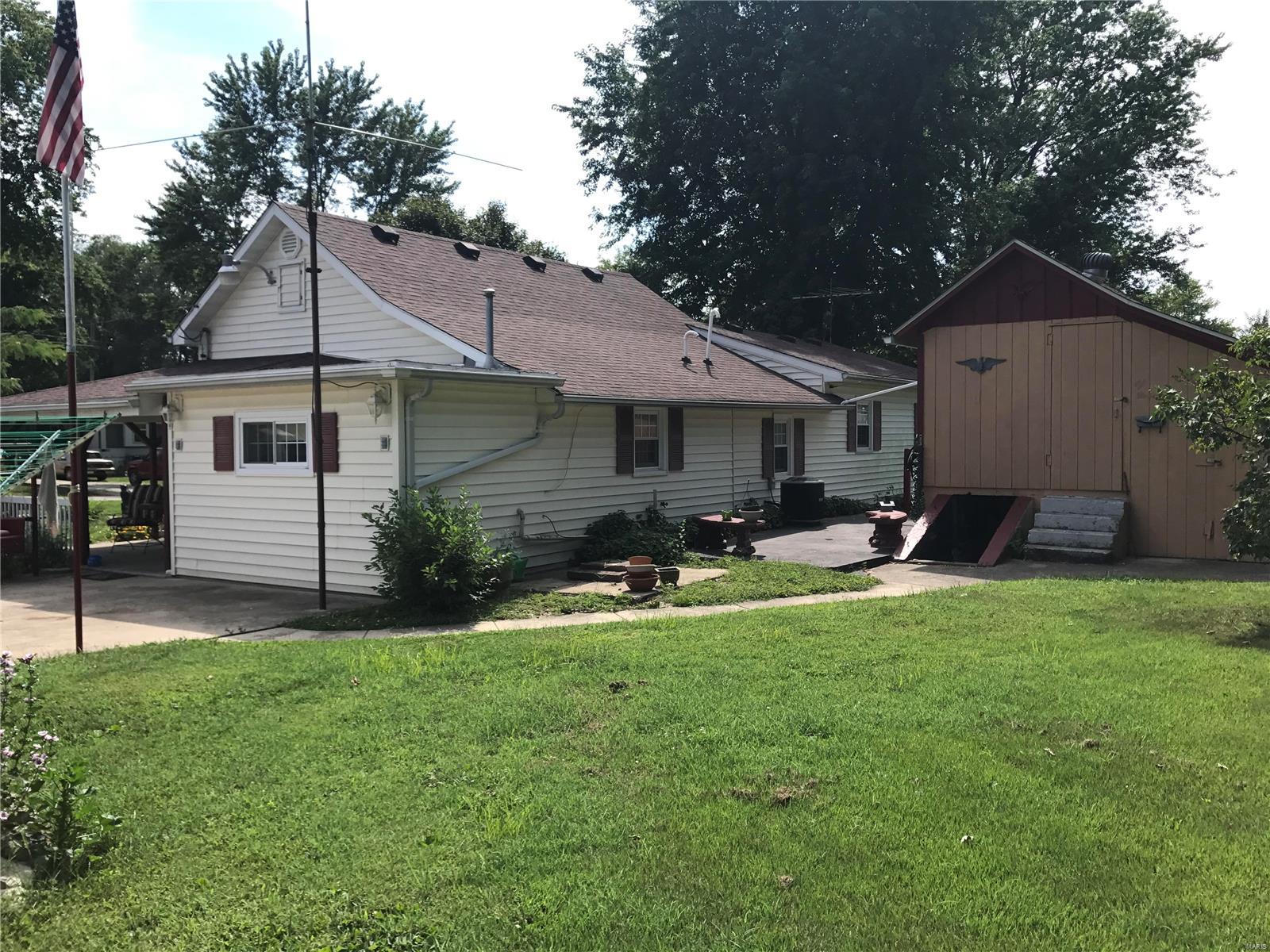 219 Bridge Street Fieldon, IL 62031 - Photo 26 of 31