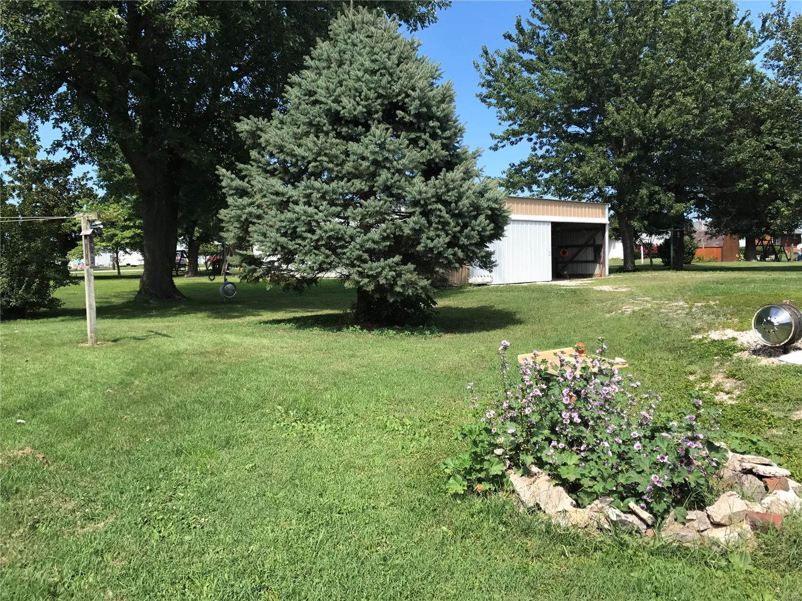 219 Bridge Street Fieldon, IL 62031 - Photo 28 of 31