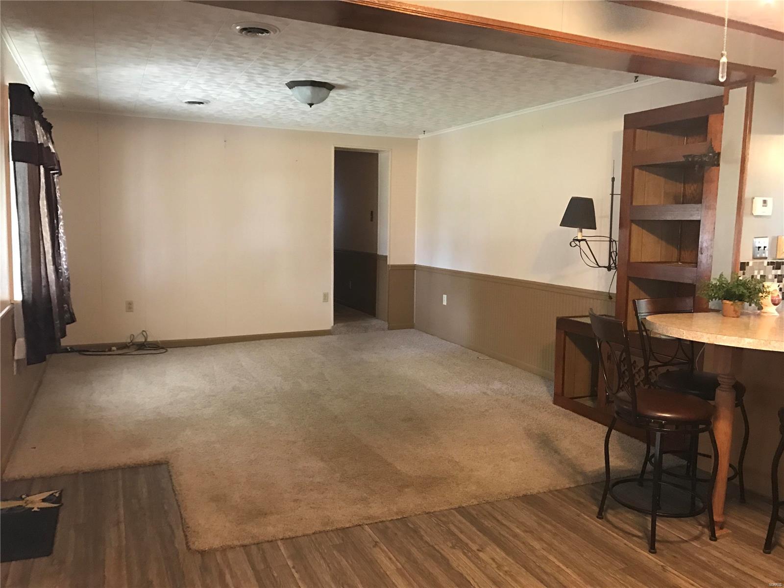 219 Bridge Street Fieldon, IL 62031 - Photo 7 of 31