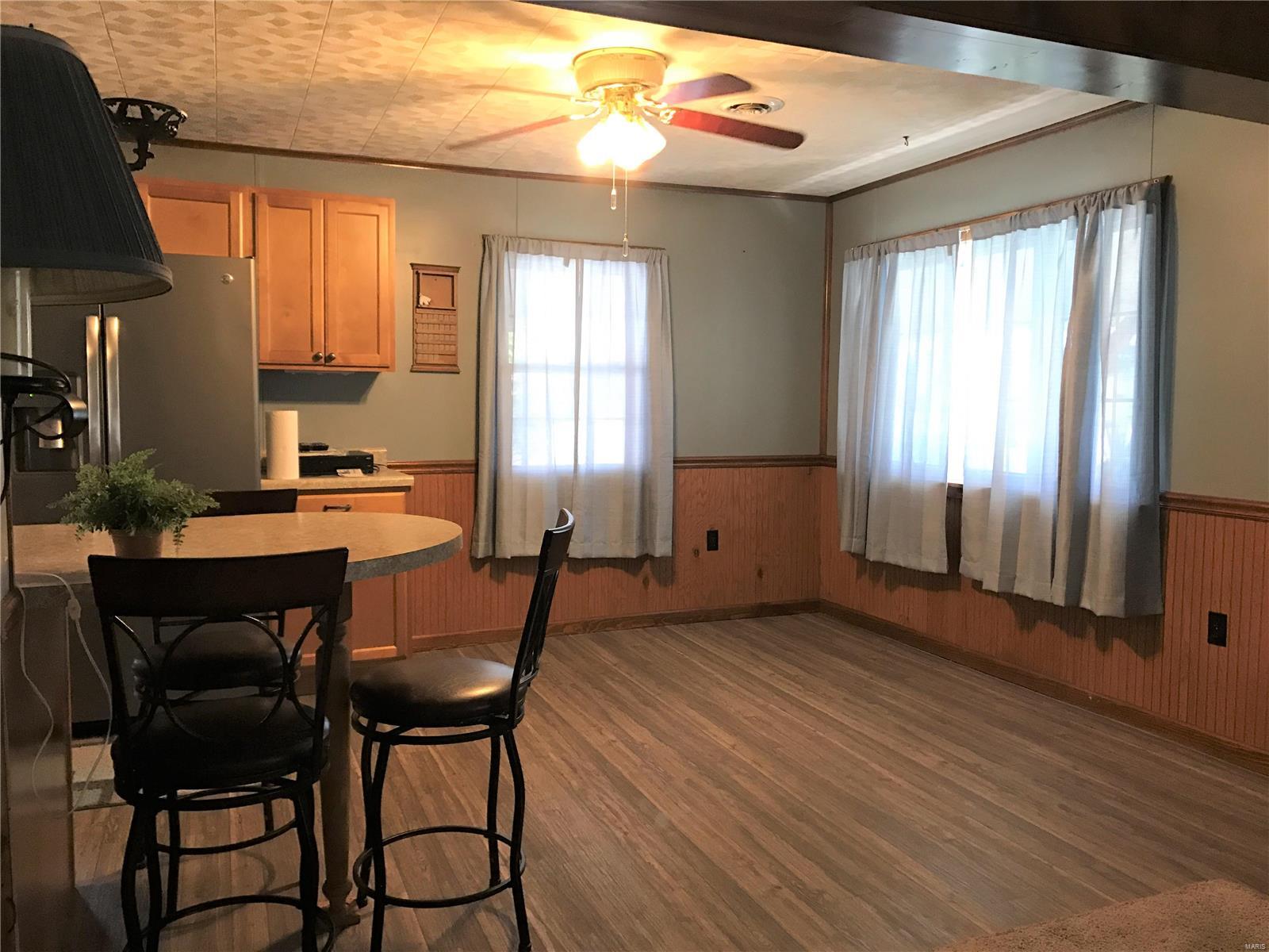 219 Bridge Street Fieldon, IL 62031 - Photo 10 of 31