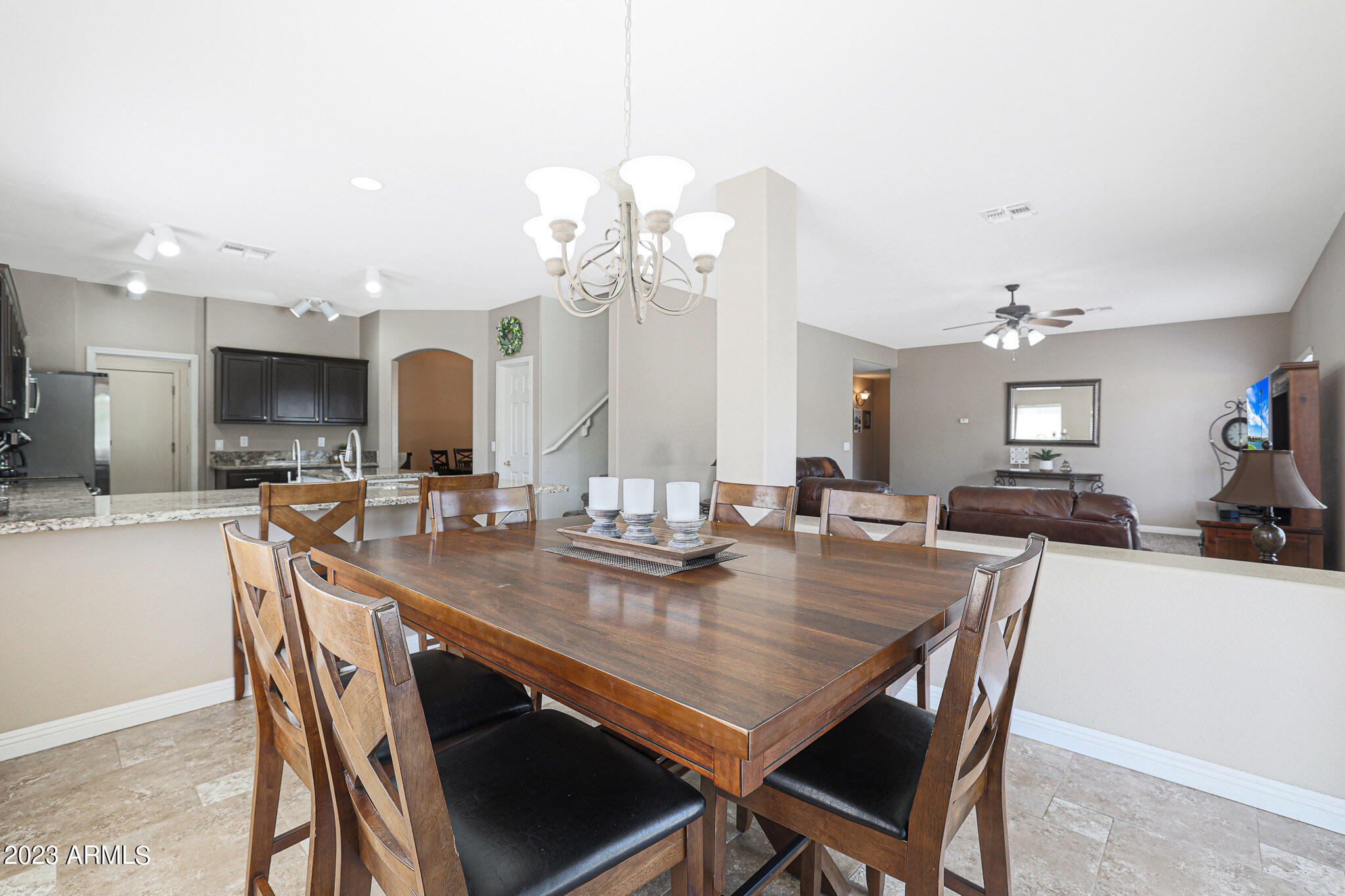 985 South Roles Drive Gilbert, AZ 85296 - Photo 12 of 51 B (17)