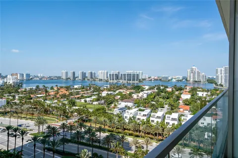 $2,749,000 | 18975 Collins Avenue, Unit 1104, Sunny Isles Beach, FL 33160