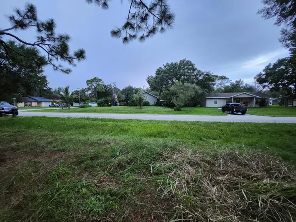 $113,900 | 2420 85th Court, Vero Beach, FL 32966
