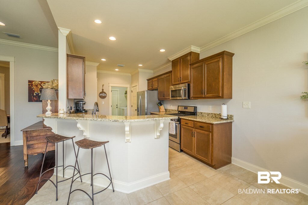 8668 Rosedown Lane Daphne, AL 36526 - Photo 8 of 19 Kitchen