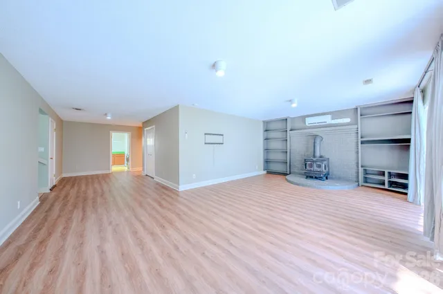 $615,000 | 138 Woodhaven Drive, Hendersonville, NC 28739