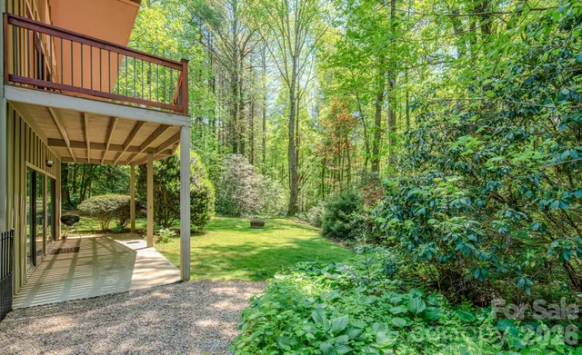 $615,000 | 138 Woodhaven Drive, Hendersonville, NC 28739