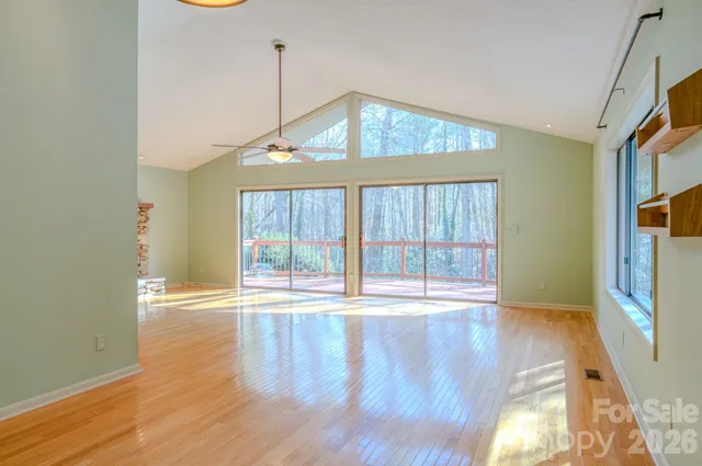 $615,000 | 138 Woodhaven Drive, Hendersonville, NC 28739