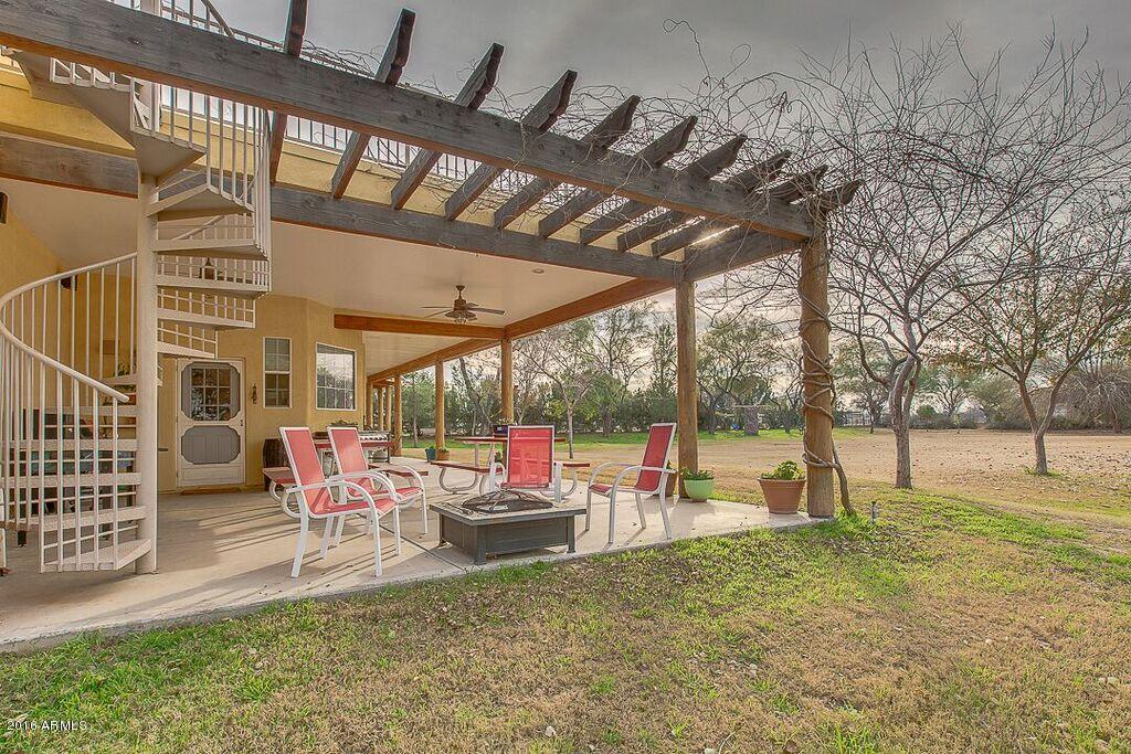 2066 East Appleby Road Gilbert, AZ 85298 - Photo 15 of 20 Covered Wrap-around patio