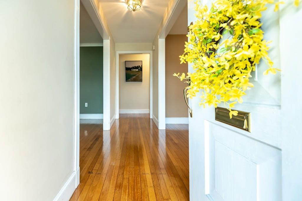 8 Harvard Road Andover, MA 01810 - Photo 3 of 19 Gallery Image 3