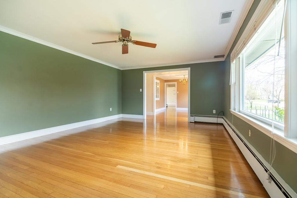8 Harvard Road Andover, MA 01810 - Photo 5 of 19 Gallery Image 5
