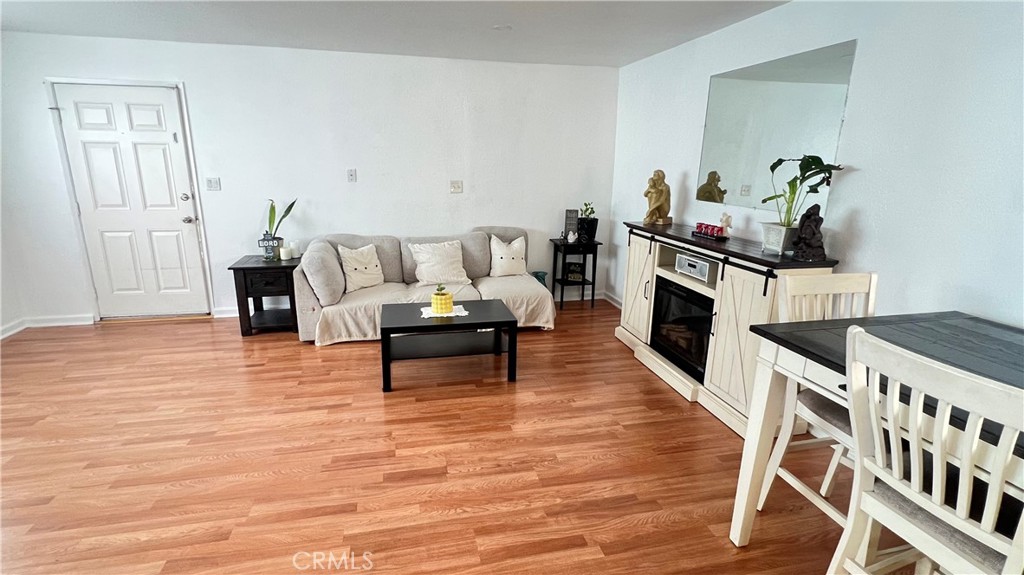 13059 Pierce Street Pacoima, CA 91331 - Photo 4 of 15