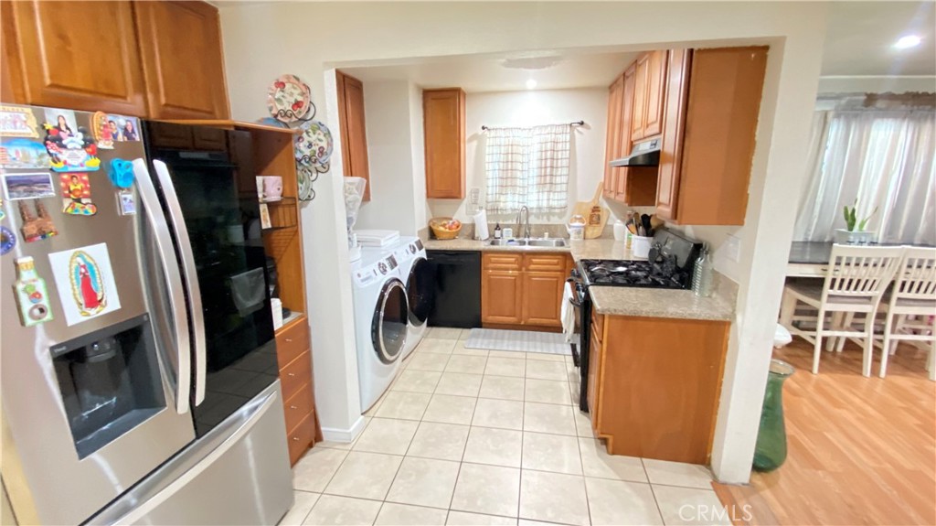 13059 Pierce Street Pacoima, CA 91331 - Photo 6 of 15